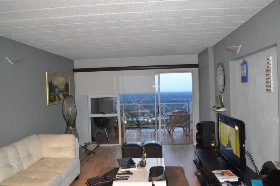 2 Bedroom Property for Sale in Northcliff Gauteng