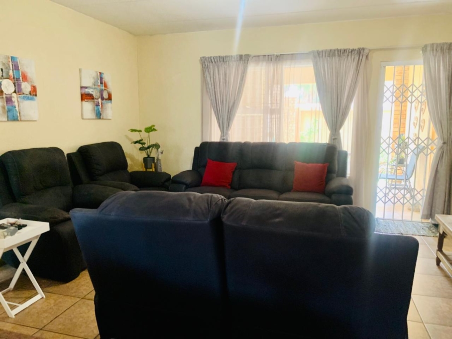 2 Bedroom Property for Sale in Vanderbijlpark SE 2 Gauteng