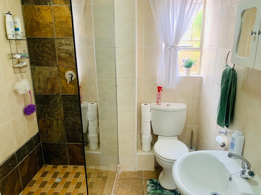 2 Bedroom Property for Sale in Vanderbijlpark SE 2 Gauteng