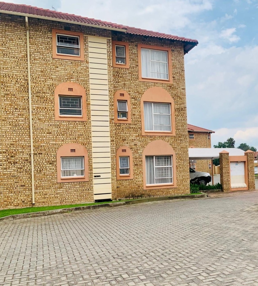 2 Bedroom Property for Sale in Vanderbijlpark SE 2 Gauteng