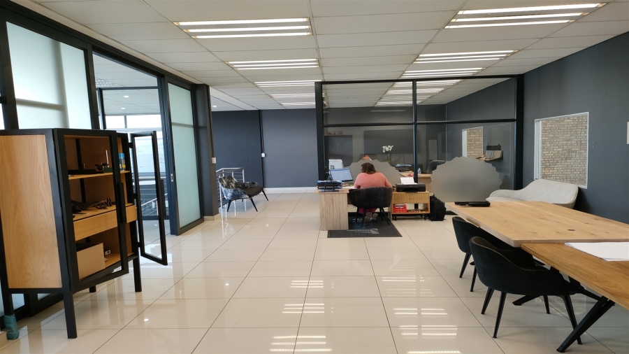 To Let commercial Property for Rent in North Riding Gauteng