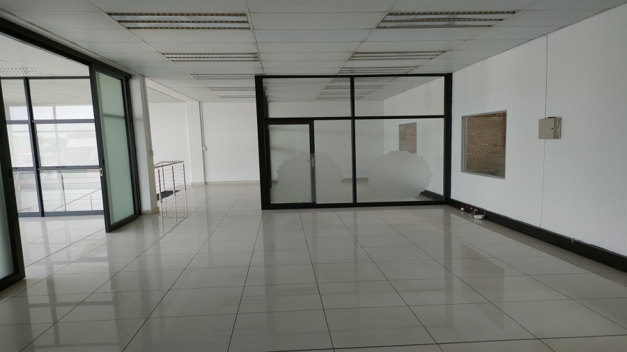 To Let commercial Property for Rent in North Riding Gauteng
