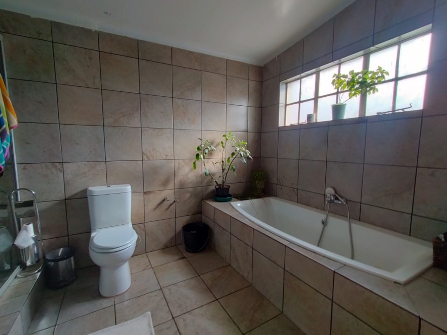 2 Bedroom Property for Sale in Bootha A H Gauteng