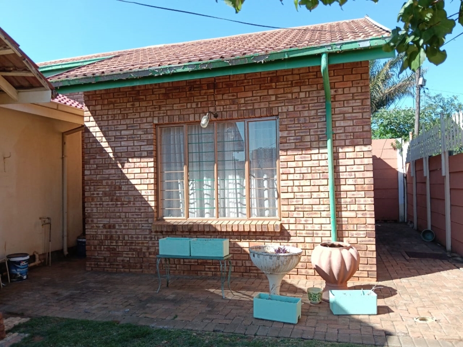 4 Bedroom Property for Sale in Culemborg Park Gauteng