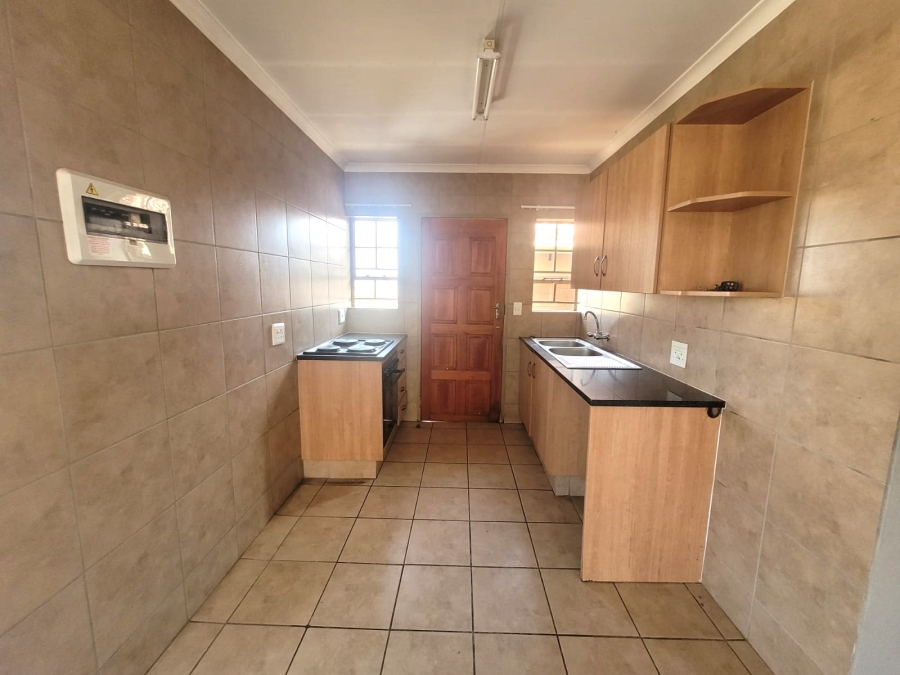 3 Bedroom Property for Sale in Olievenhoutbosch Gauteng