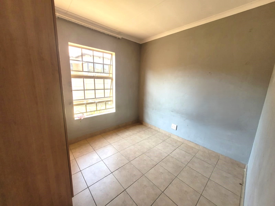 3 Bedroom Property for Sale in Olievenhoutbosch Gauteng