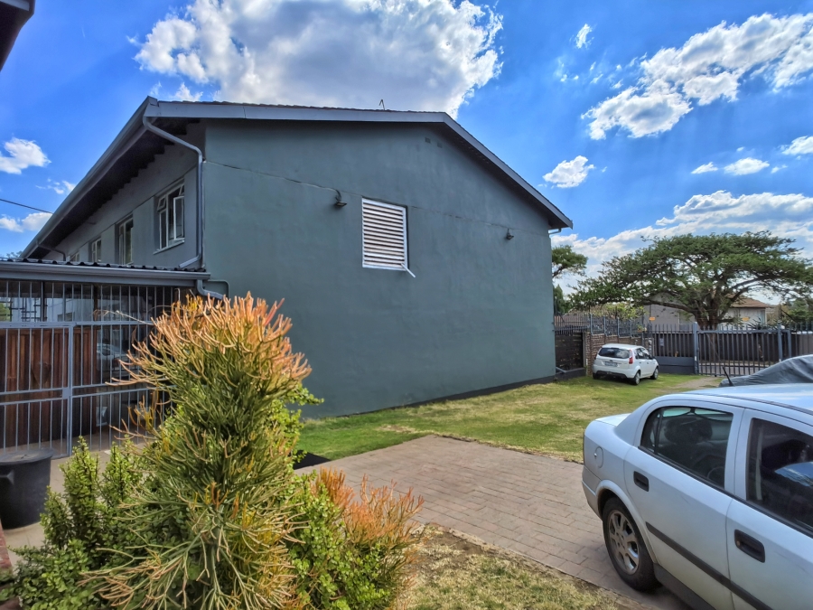 2 Bedroom Property for Sale in Darrenwood Gauteng