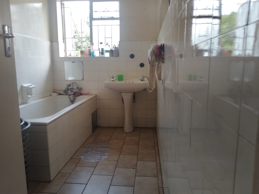 3 Bedroom Property for Sale in Lombardy East Gauteng