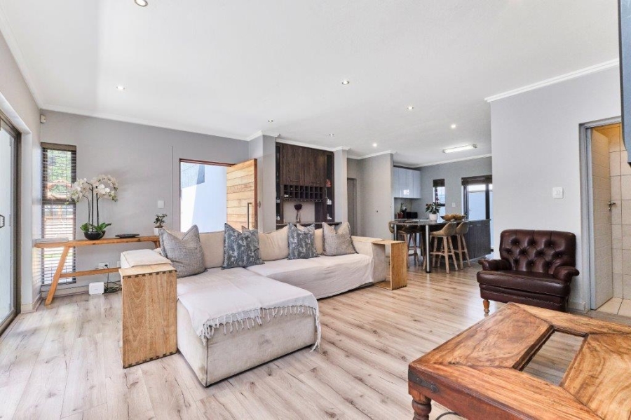 4 Bedroom Property for Sale in Bryanston Gauteng