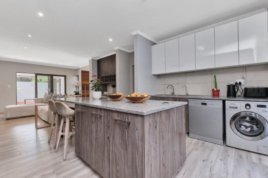 4 Bedroom Property for Sale in Bryanston Gauteng