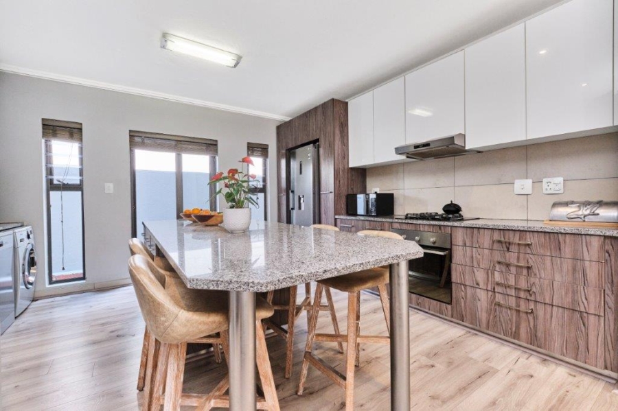 4 Bedroom Property for Sale in Bryanston Gauteng