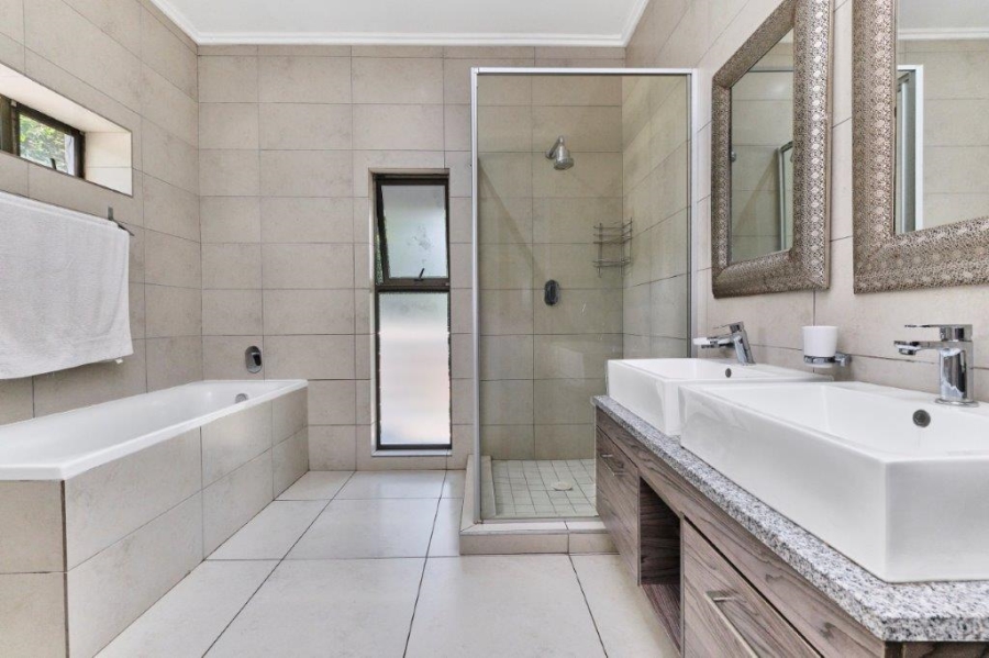 4 Bedroom Property for Sale in Bryanston Gauteng