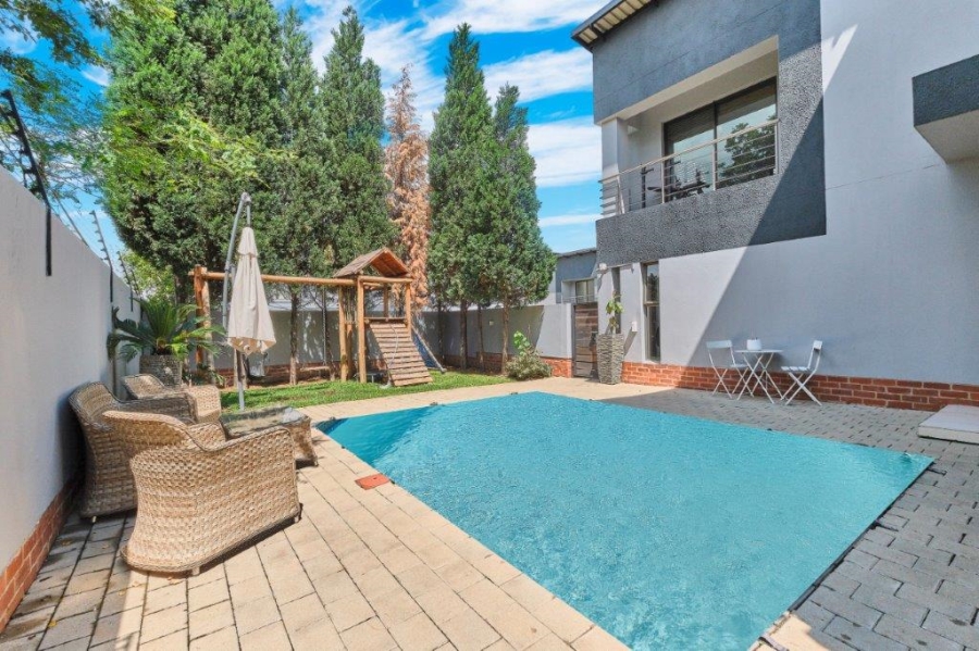 4 Bedroom Property for Sale in Bryanston Gauteng