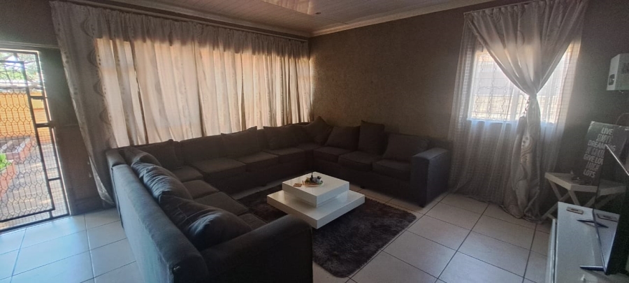 3 Bedroom Property for Sale in Vanderbijlpark CW 2 Gauteng