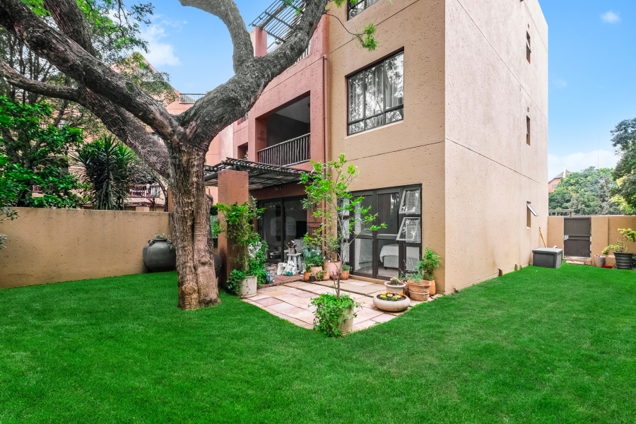 To Let 2 Bedroom Property for Rent in Pineslopes Gauteng