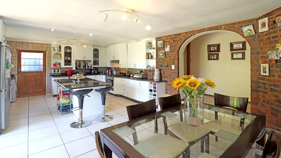 3 Bedroom Property for Sale in Paulshof Gauteng