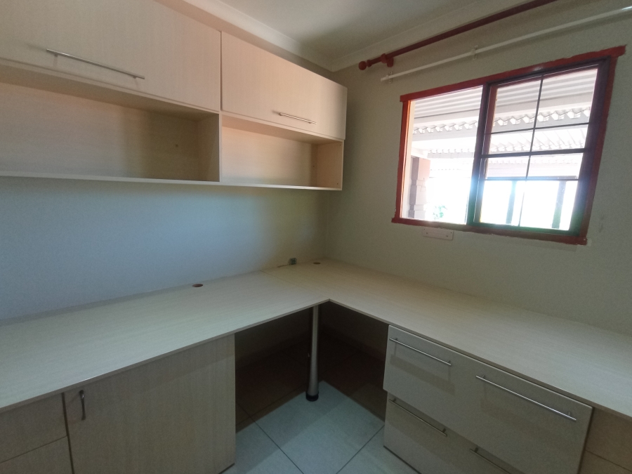 3 Bedroom Property for Sale in Bassonia Gauteng