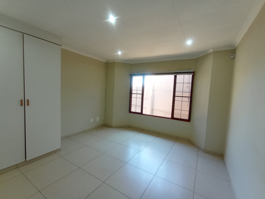3 Bedroom Property for Sale in Bassonia Gauteng