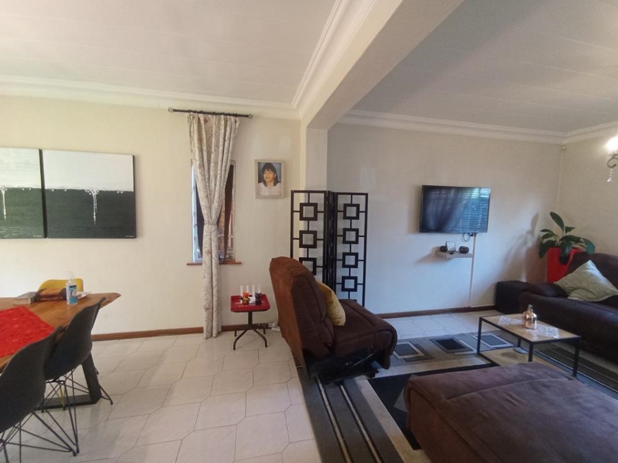 4 Bedroom Property for Sale in Bassonia Gauteng