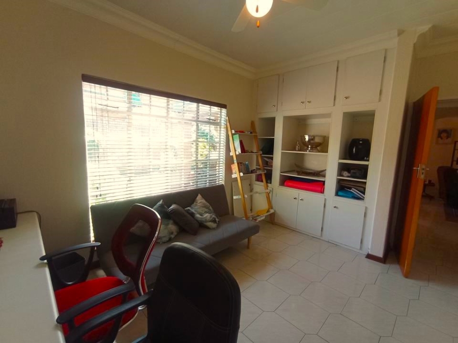 4 Bedroom Property for Sale in Bassonia Gauteng