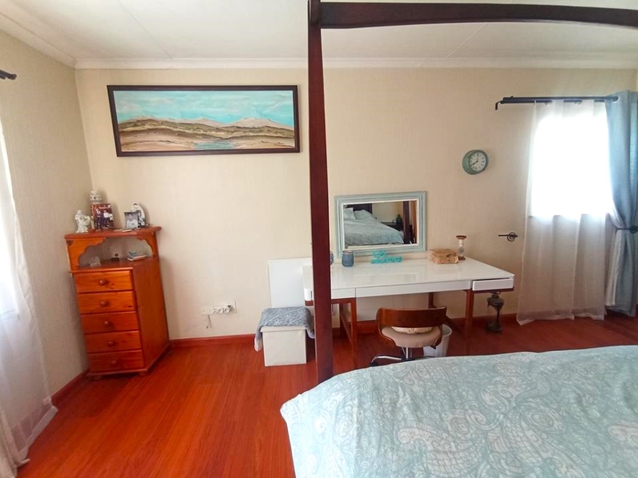 4 Bedroom Property for Sale in Bassonia Gauteng