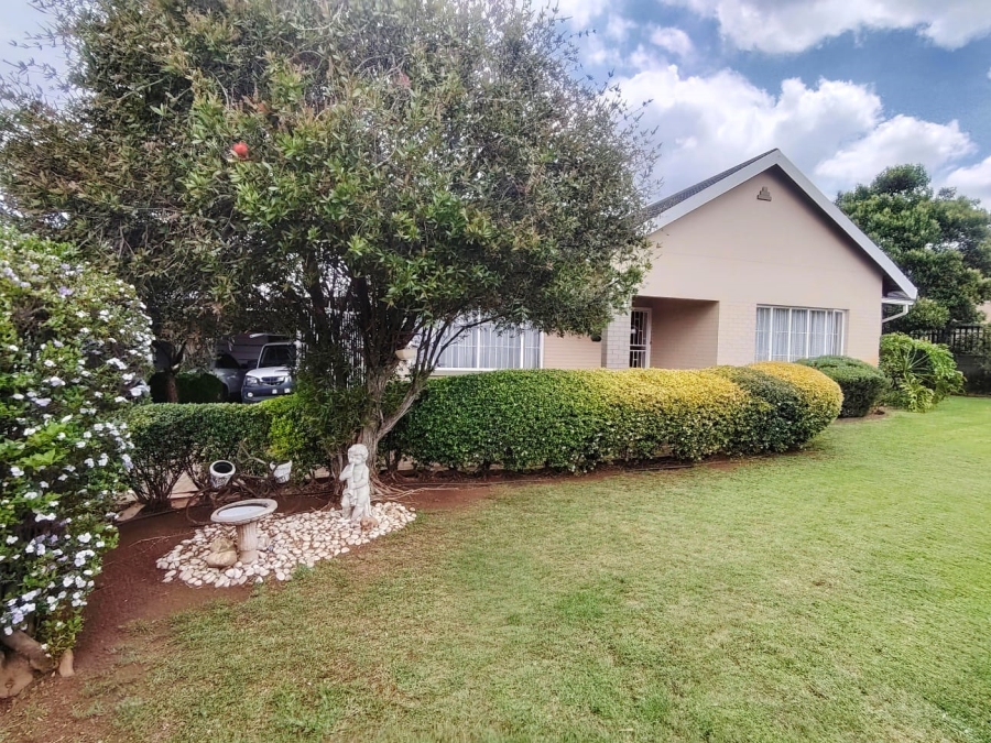 4 Bedroom Property for Sale in Marlands Gauteng