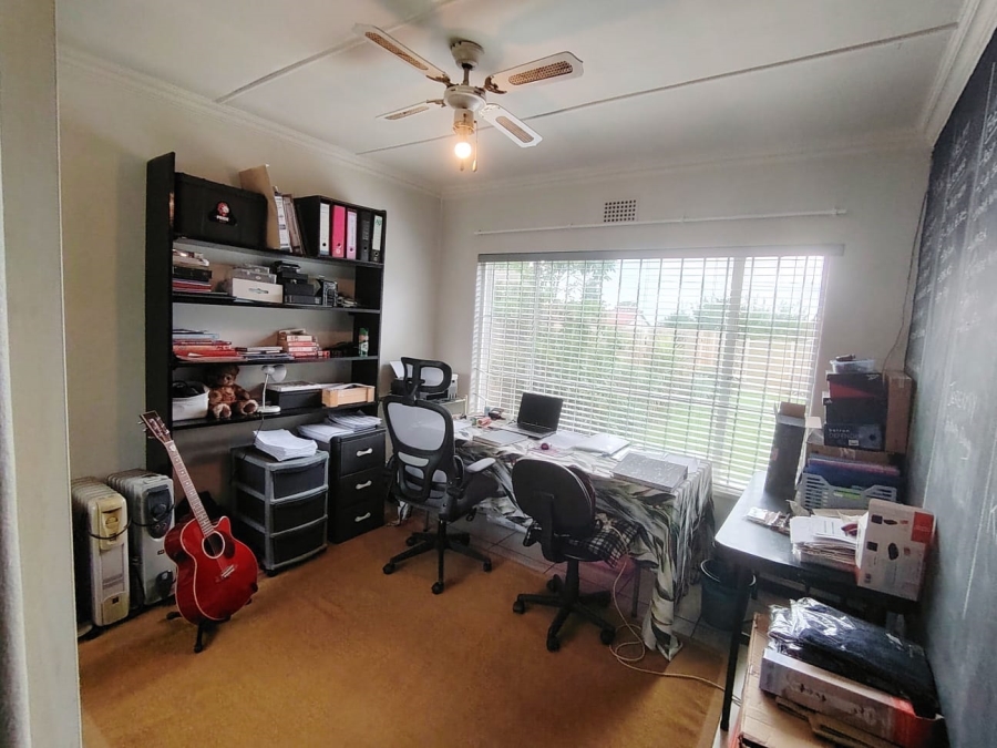 4 Bedroom Property for Sale in Marlands Gauteng