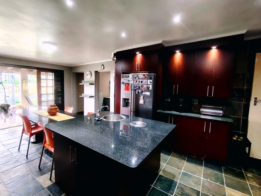 4 Bedroom Property for Sale in Marlands Gauteng