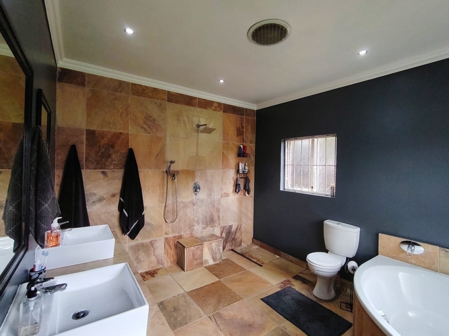 4 Bedroom Property for Sale in Marlands Gauteng