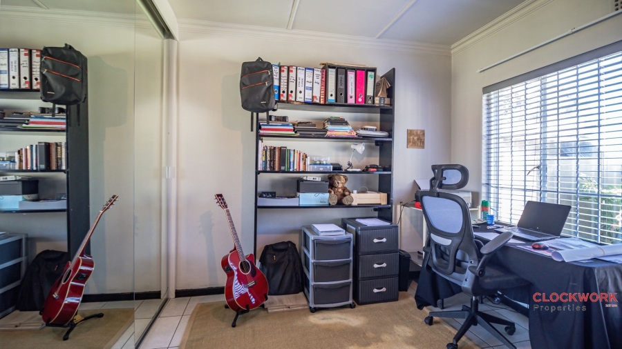 4 Bedroom Property for Sale in Marlands Gauteng