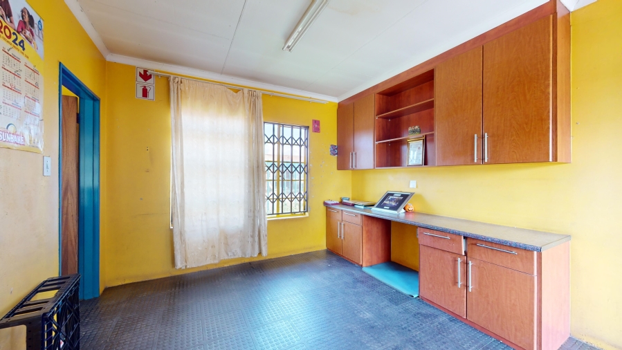 Commercial Property for Sale in Crystal Park Gauteng