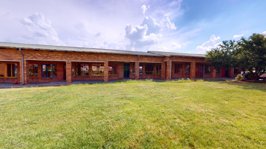 Commercial Property for Sale in Crystal Park Gauteng