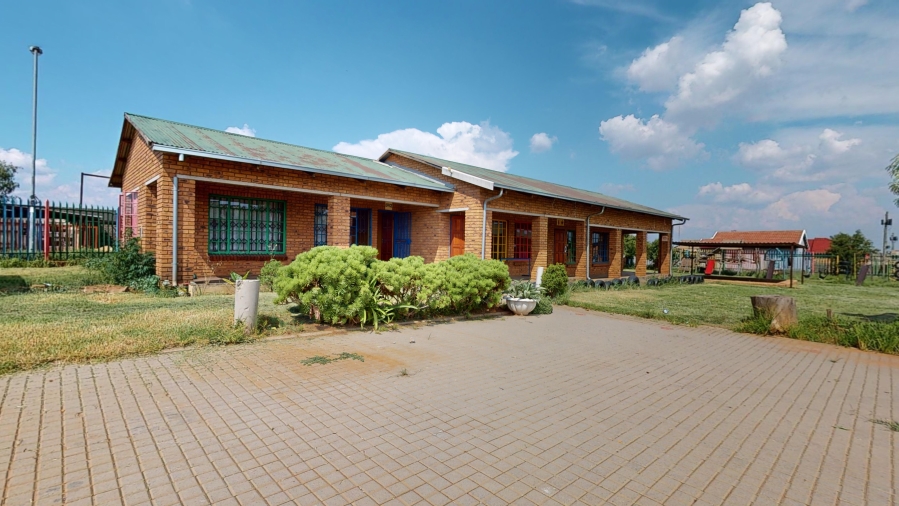 Commercial Property for Sale in Crystal Park Gauteng