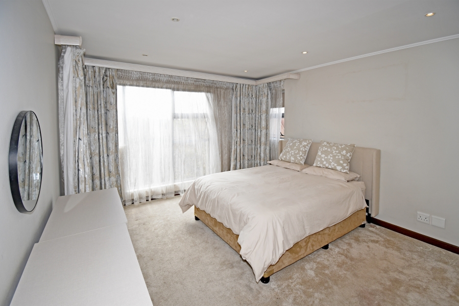 2 Bedroom Property for Sale in Houghton Estate Gauteng