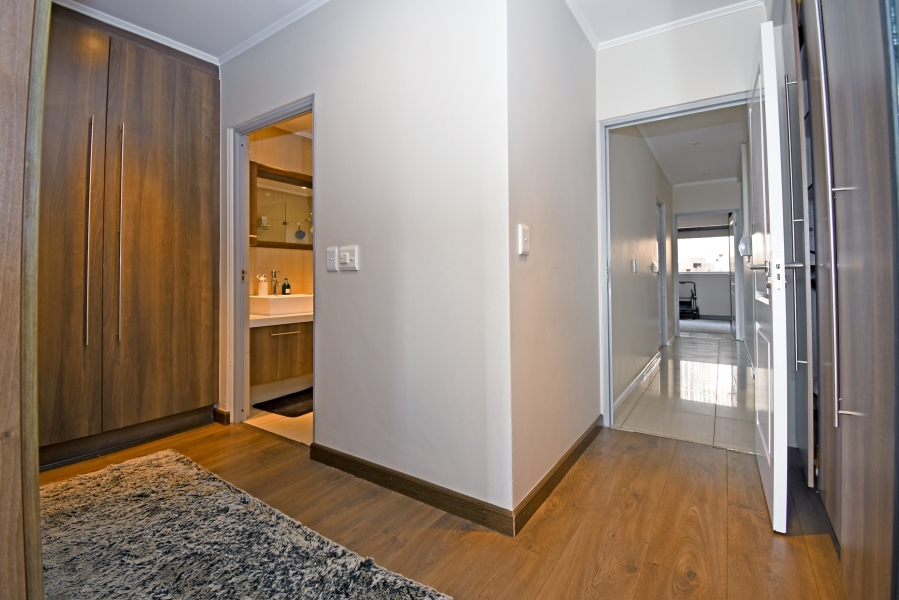 2 Bedroom Property for Sale in Houghton Estate Gauteng