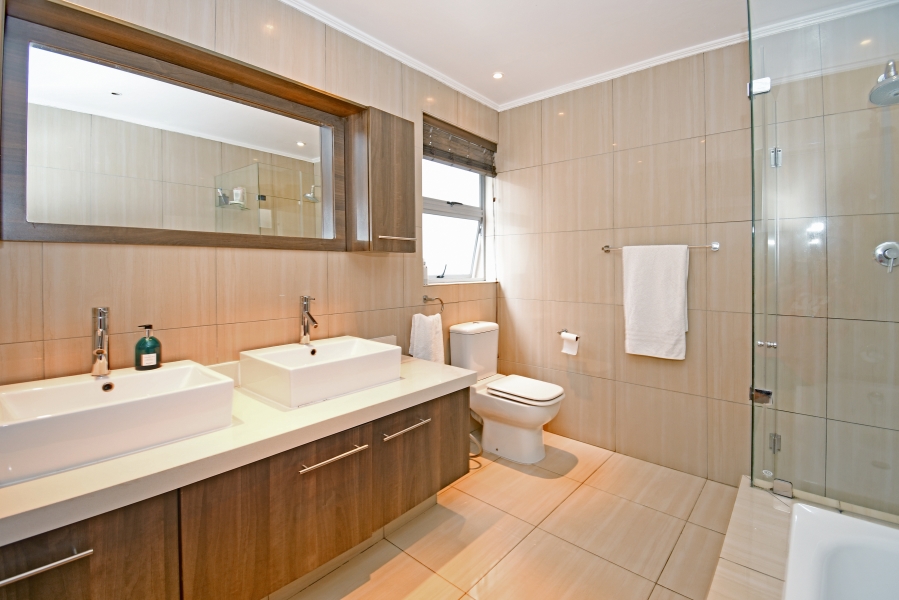 2 Bedroom Property for Sale in Houghton Estate Gauteng