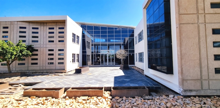 To Let commercial Property for Rent in Woodmead Gauteng