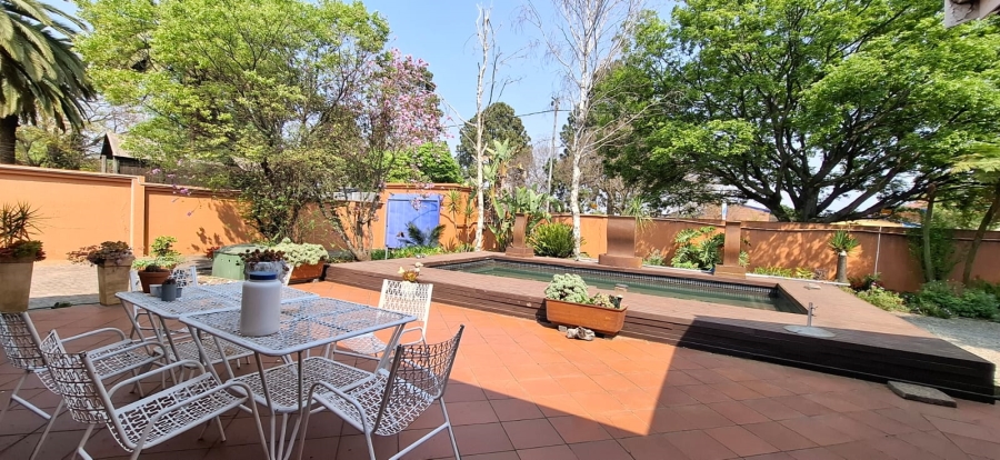 5 Bedroom Property for Sale in Kenmare Gauteng