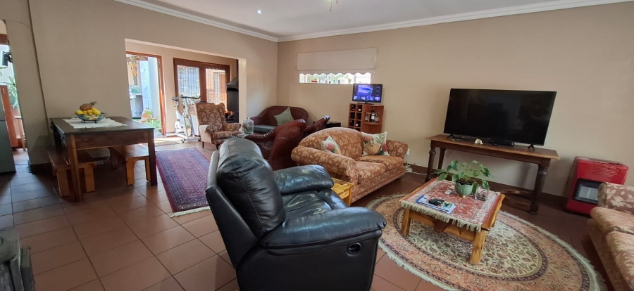 5 Bedroom Property for Sale in Kenmare Gauteng