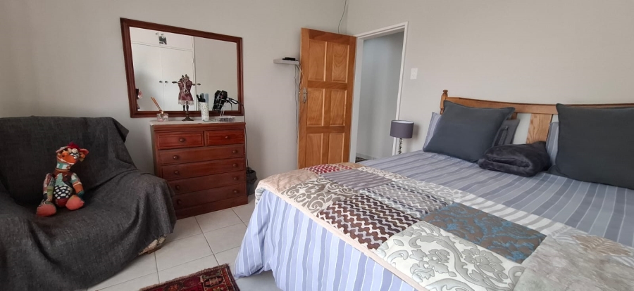 5 Bedroom Property for Sale in Kenmare Gauteng