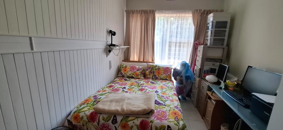 5 Bedroom Property for Sale in Kenmare Gauteng