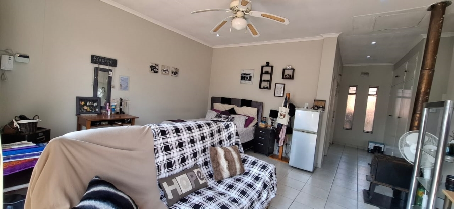 5 Bedroom Property for Sale in Kenmare Gauteng