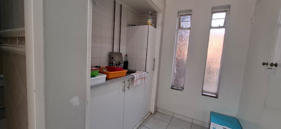 5 Bedroom Property for Sale in Kenmare Gauteng