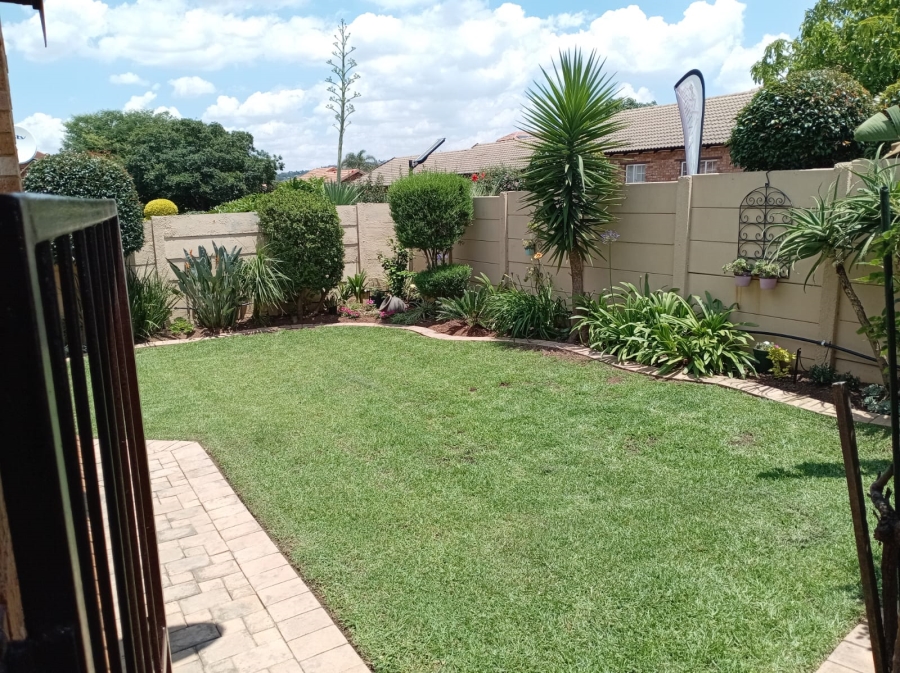 3 Bedroom Property for Sale in Wilgeheuwel Gauteng