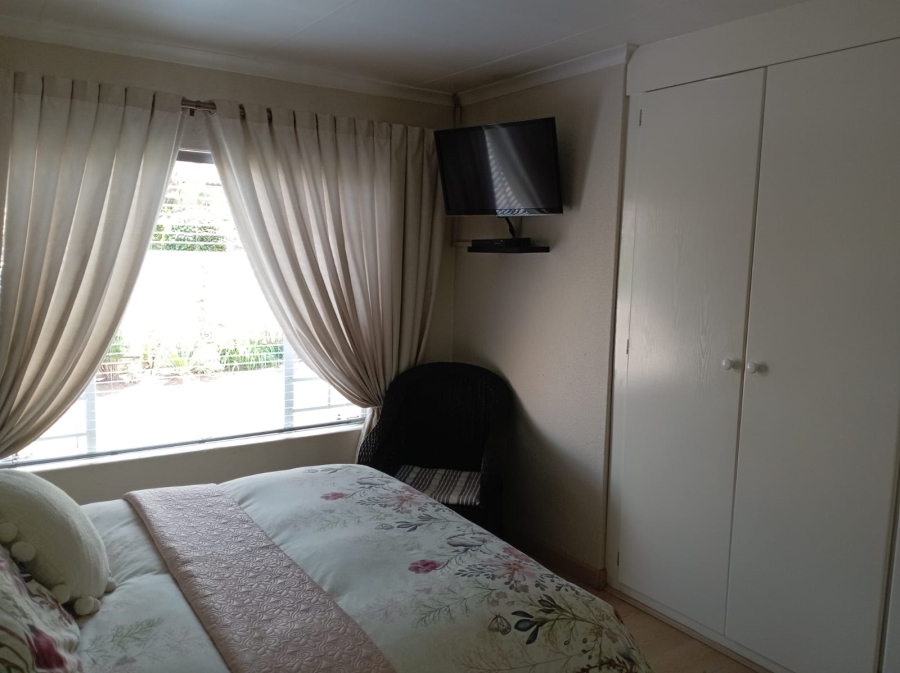 3 Bedroom Property for Sale in Wilgeheuwel Gauteng