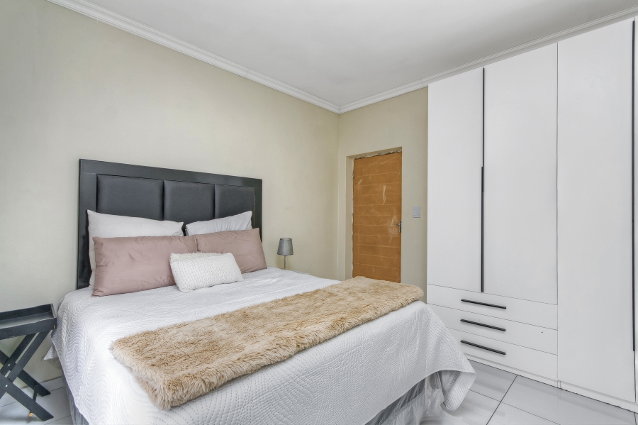 4 Bedroom Property for Sale in Noordwyk Gauteng