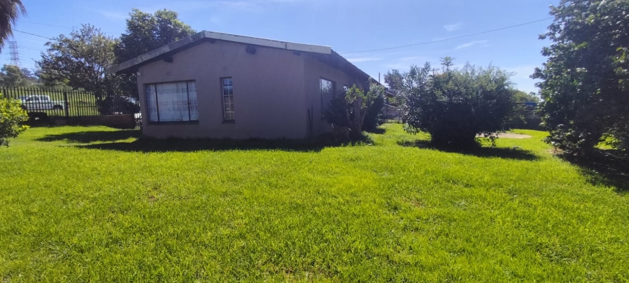 3 Bedroom Property for Sale in Wentworth Park Gauteng