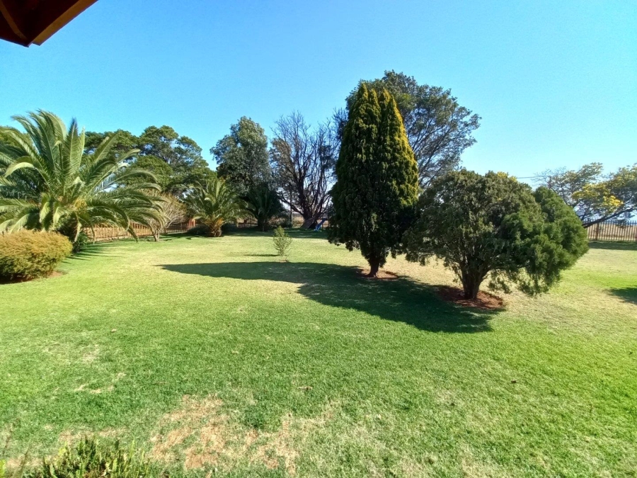 4 Bedroom Property for Sale in Dwarskloof Gauteng