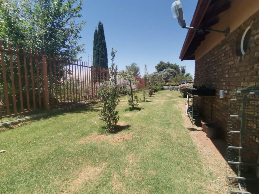 4 Bedroom Property for Sale in Dwarskloof Gauteng
