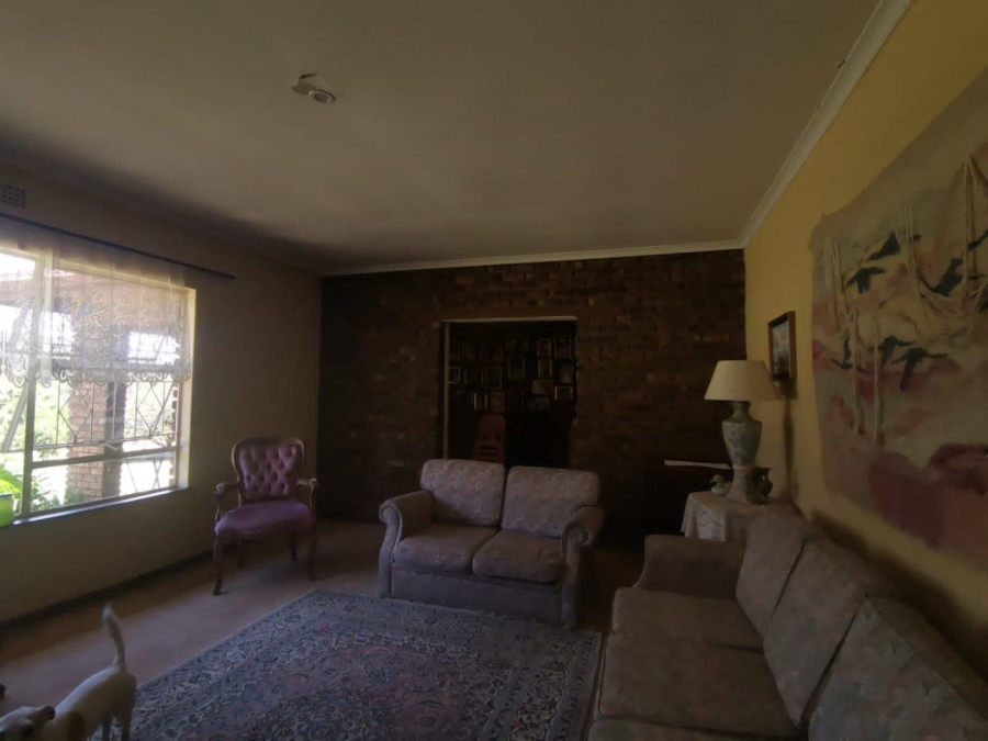4 Bedroom Property for Sale in Dwarskloof Gauteng
